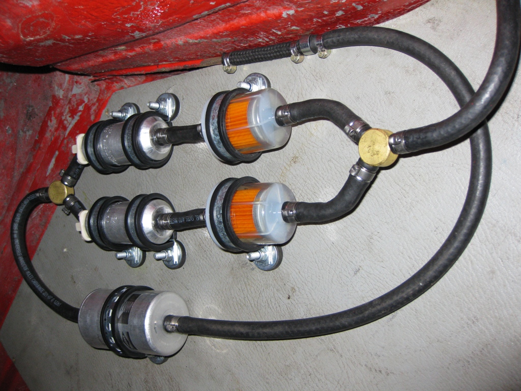 Elektrische Benzinpumpe für Weber/Solex-Doppelvergaseranlage